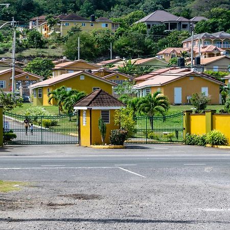 Ocho Rios Emerald 2 Bed 10 Mins Ocho Rios 24Hrs Hot Water Wi Fi Quarto foto