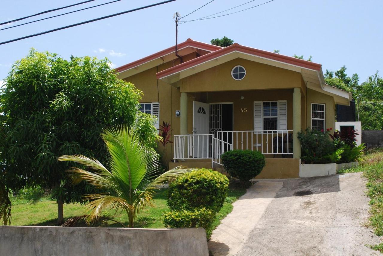 Ocho Rios Emerald 2 Bed 10 Mins Ocho Rios 24Hrs Hot Water Wi Fi Quarto foto