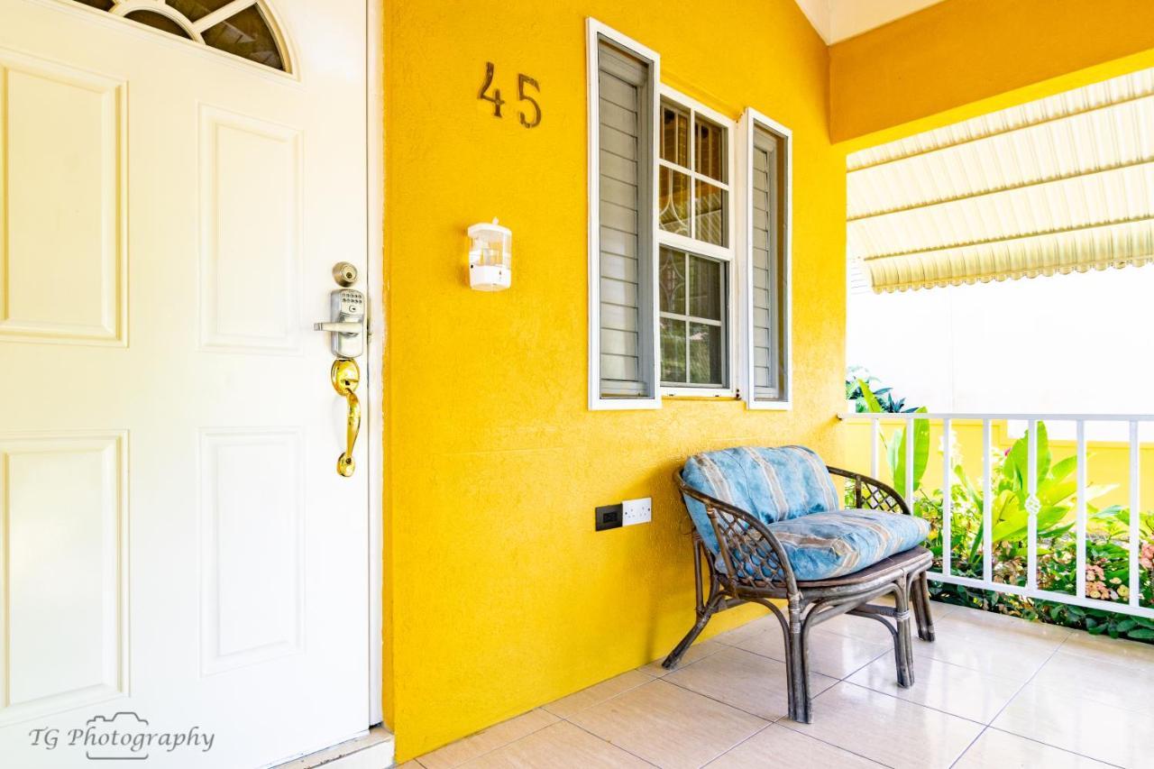 Ocho Rios Emerald 2 Bed 10 Mins Ocho Rios 24Hrs Hot Water Wi Fi Exterior foto